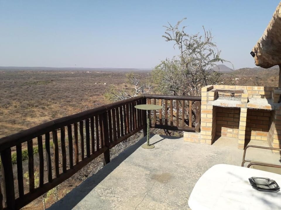 Family Chalet, Valley View | 1 bedroom, free WiFi, bed sheets