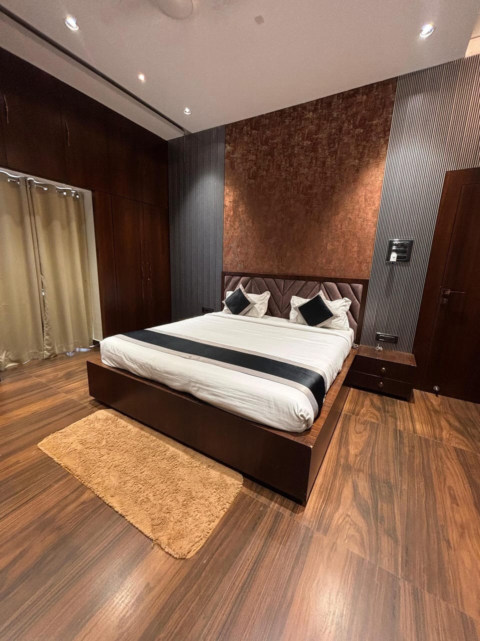 Superior Room | 1 bedroom, Egyptian cotton sheets, premium bedding, memory foam beds