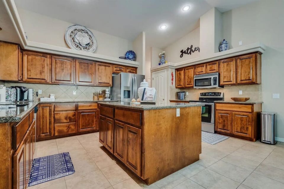 Large kitchen space with kitchen island