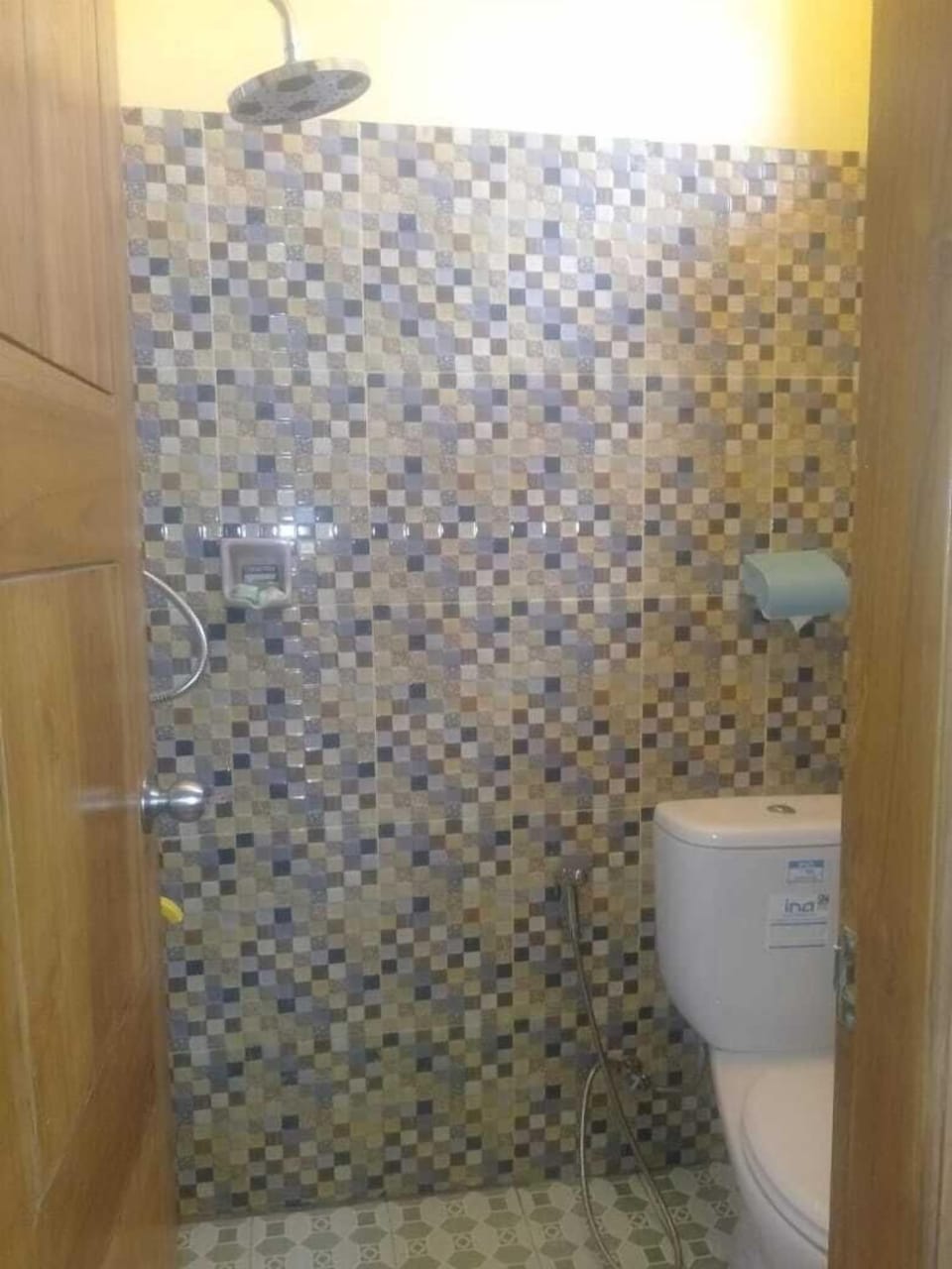 Towels, toilet paper
