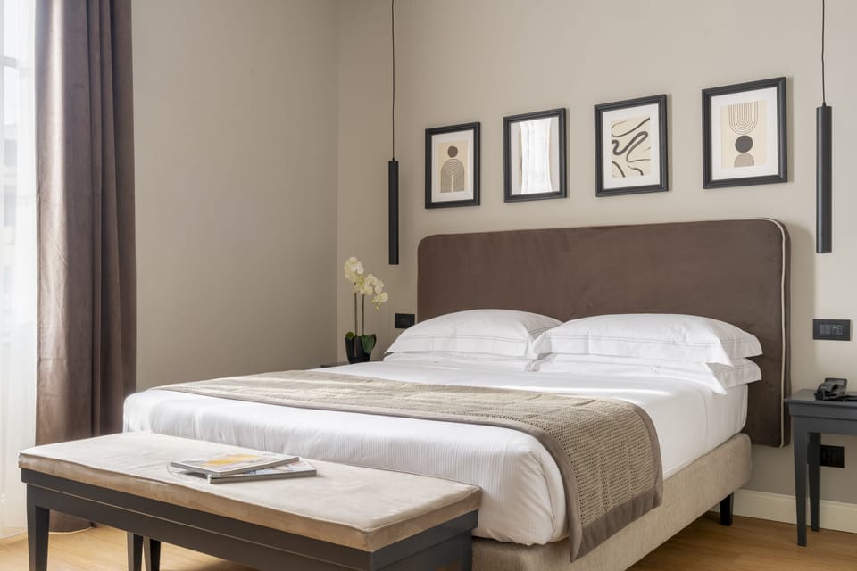 Down comforters, minibar, in-room safe, desk