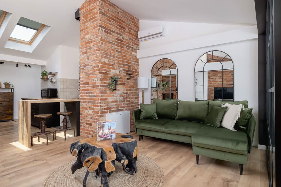 Unwind on the comfortable sofa that can be converted into double bed.