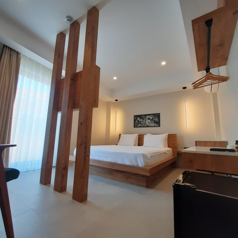 Deluxe Room | Egyptian cotton sheets, premium bedding, free minibar items