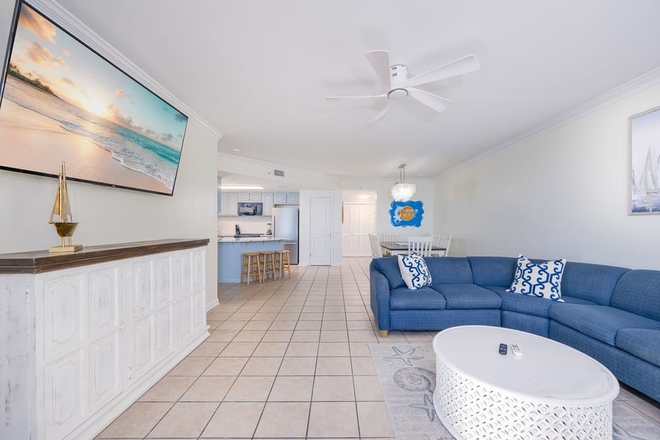 Condo, 3 Bedrooms | Living area | DVD player