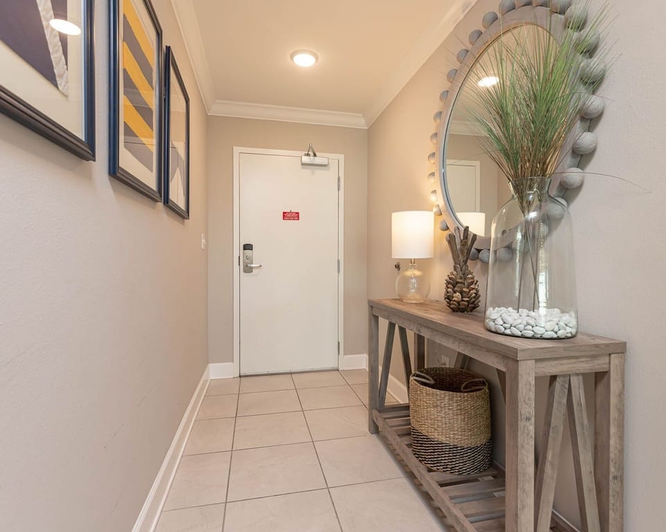 Condo, 3 Bedrooms | Interior