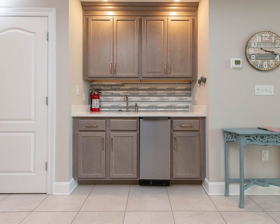 Condo, 3 Bedrooms | Private kitchen | Coffee/tea maker, fridge, oven