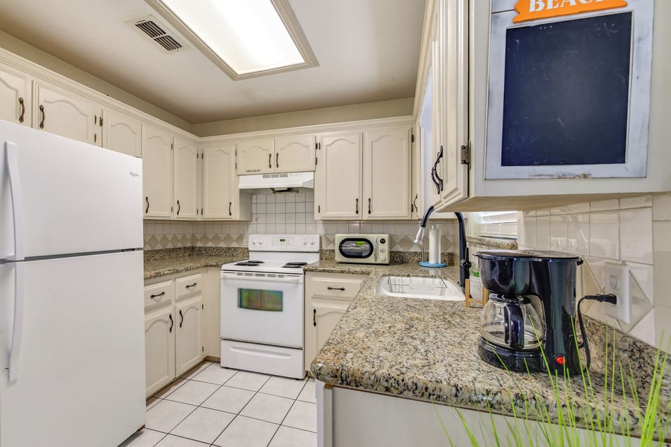 Kitchen | Cooking Basics | Air Fryer | Trash Bags/Paper Towels
