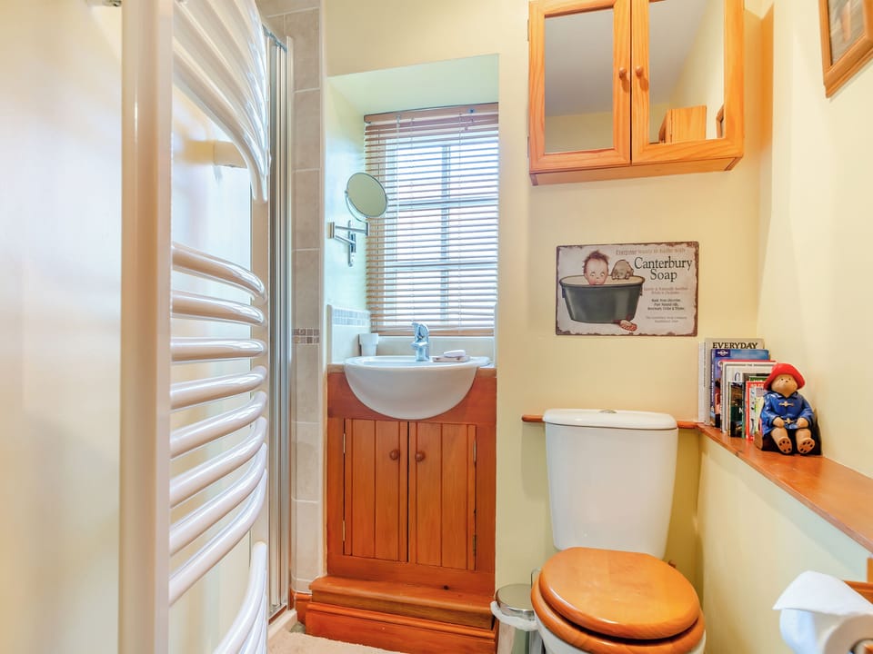 Shower room | Maple Cottage, Slingsby, near Malton