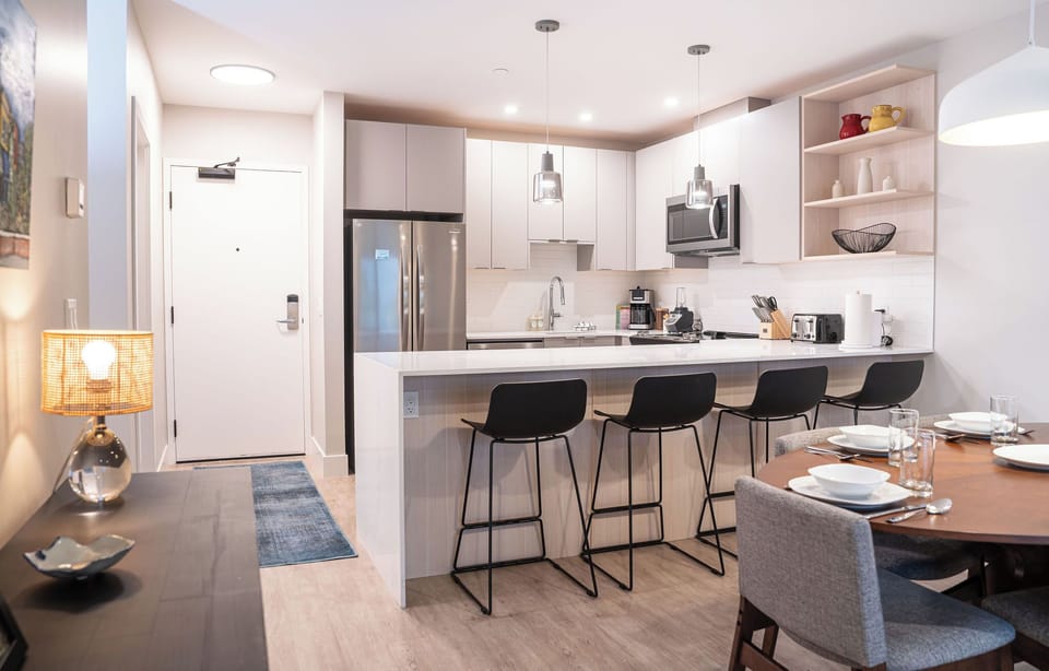 Condo | Private kitchen | Full-size fridge, microwave, oven, stovetop