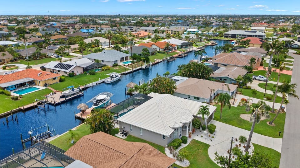 House (4 Bedrooms) | Property amenity