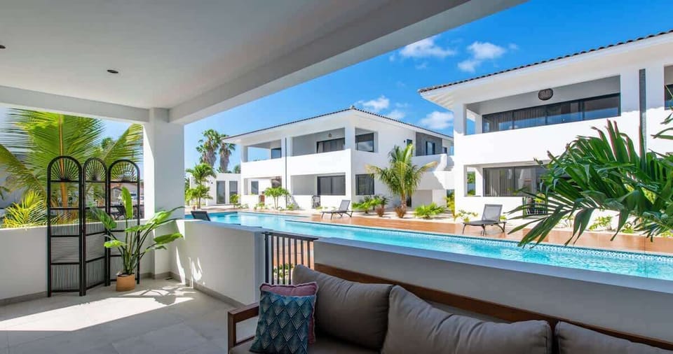 Luxury two-bedroom apartment with pool-access in popular tourist area in the Caribbean, Photo 2-2