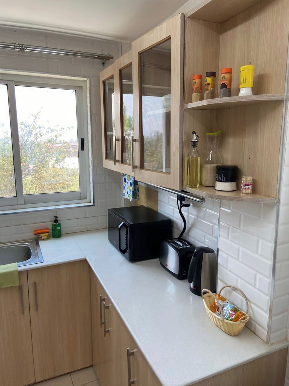 Deluxe Apartment, 1 Bedroom | Microwave
