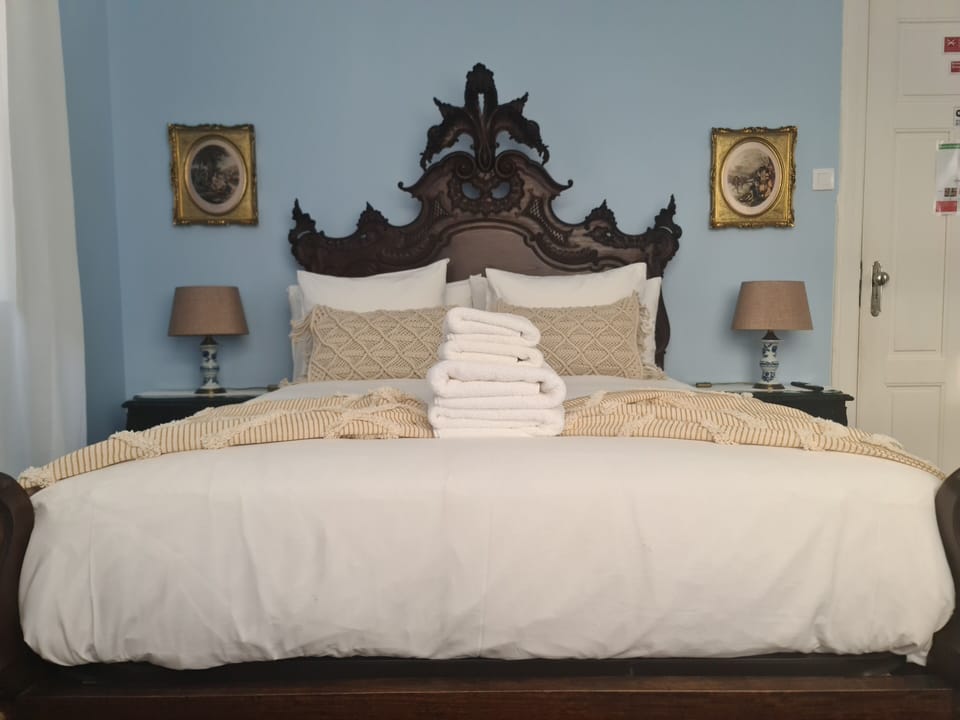 Signature Double Room, 1 Double Bed | Premium bedding, down comforters, Select Comfort beds, blackout drapes