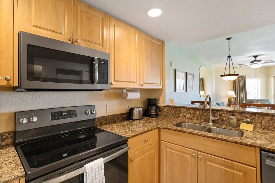 Sunset Vistas 508S Kitchen