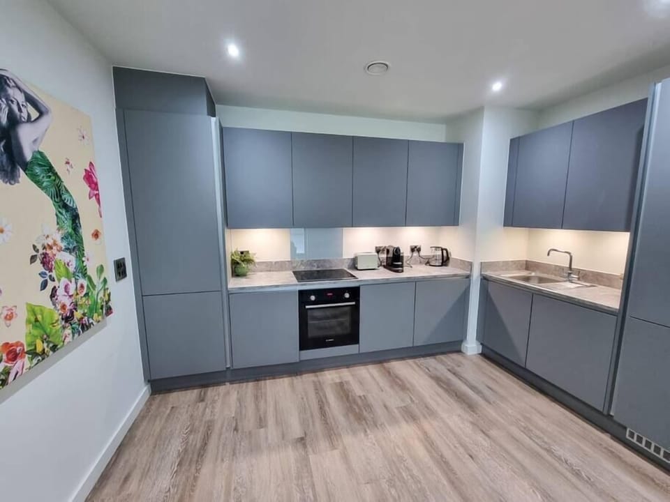 Stylish fully equipped kitchen with all the cooking amenities you need to make yourself at home