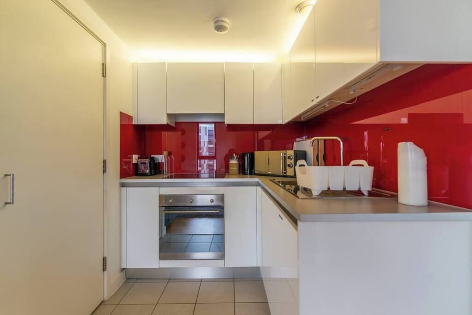 Fully functioning kitchen giving you the option of cooking up a feast on a cosy night in