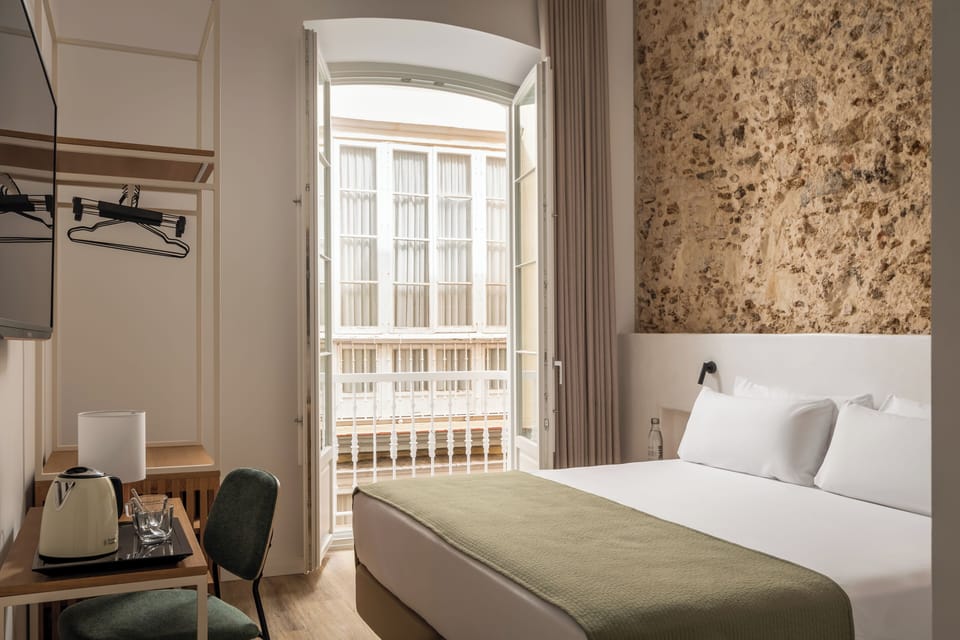 Superior Double or Twin Room | Free WiFi, bed sheets