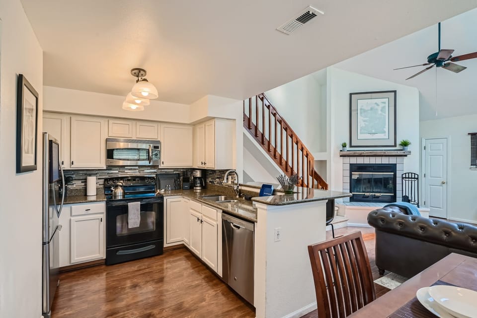 Fully Stocked Kitchen