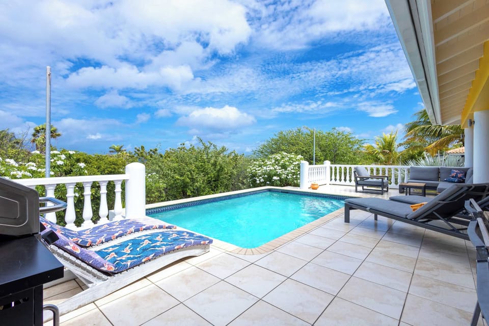 Private Pool