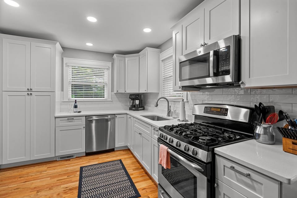 Fully equipped kitchen with Keurig coffee maker

