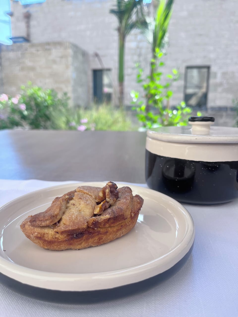 Free daily cooked-to-order breakfast