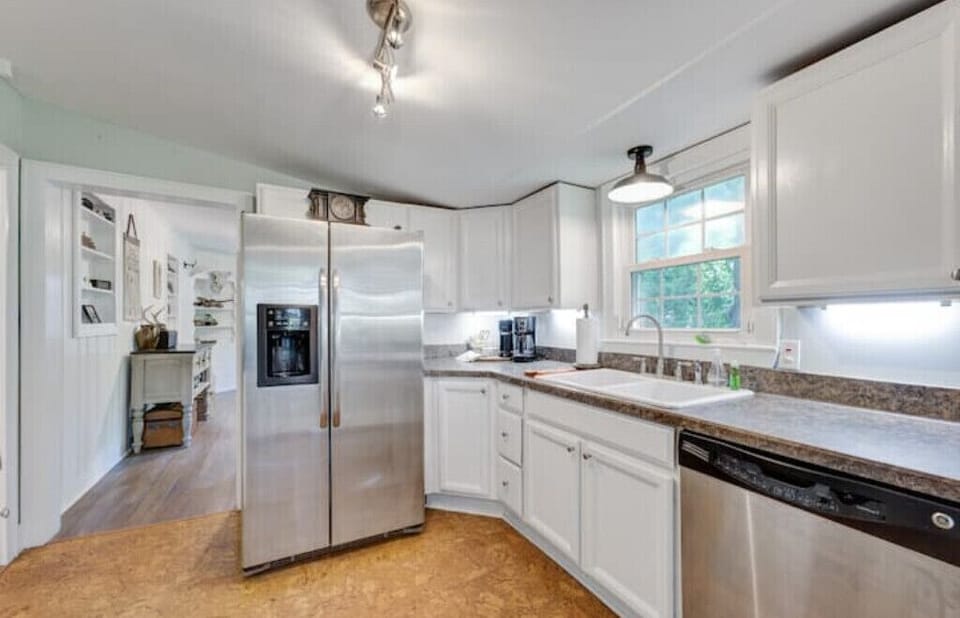 Fully functional kitchen.