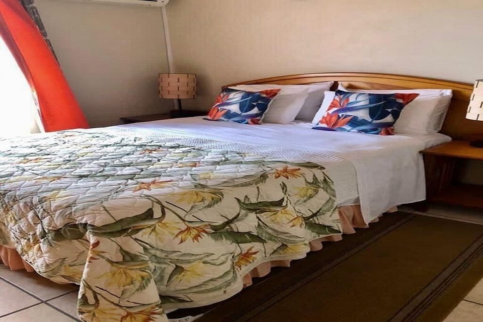 4 bedrooms, soundproofing, iron/ironing board, free WiFi