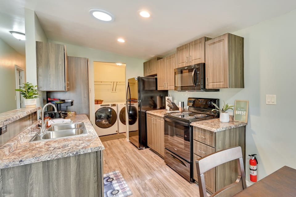Kitchen | Cooking Basics | Spices | Blender | Toaster | Keurig Coffee Maker