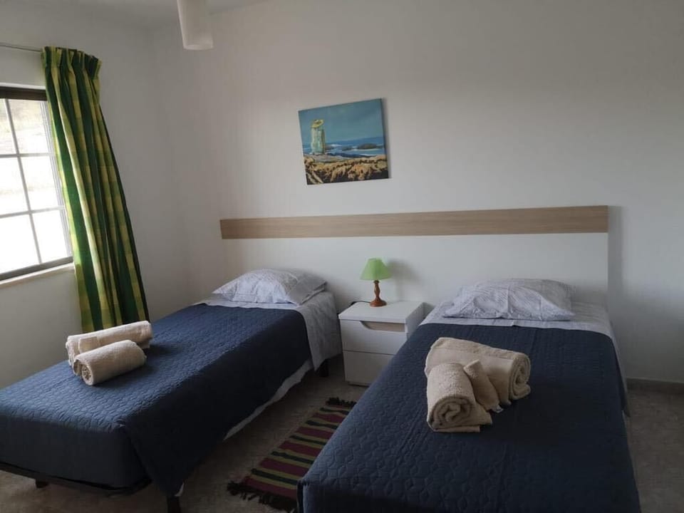 Quarto das camas individuais
Twin Bedroom