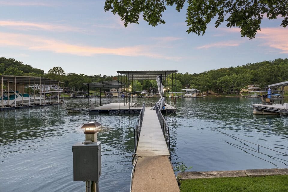 Dock