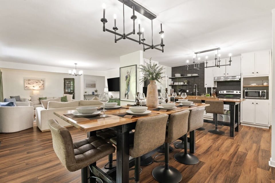 Dining Room - Main Floor - Upstairs