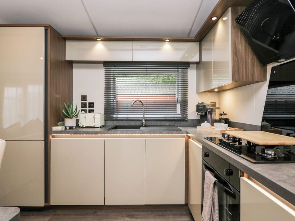 Fridge, dishwasher, electric kettle, toaster