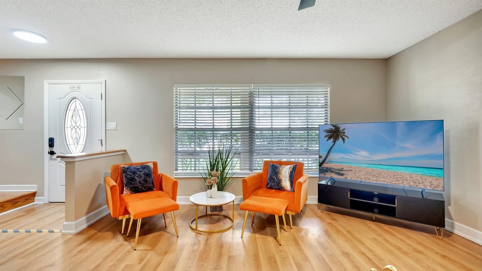 This living room provides the perfect backdrop for your moments of leisure and connection.