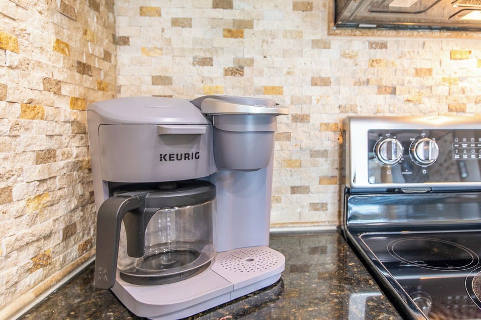 Kuerig K-Duo coffee maker.