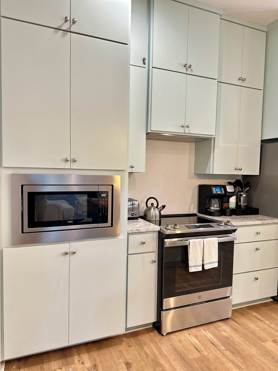 Fully stocked kitchen
