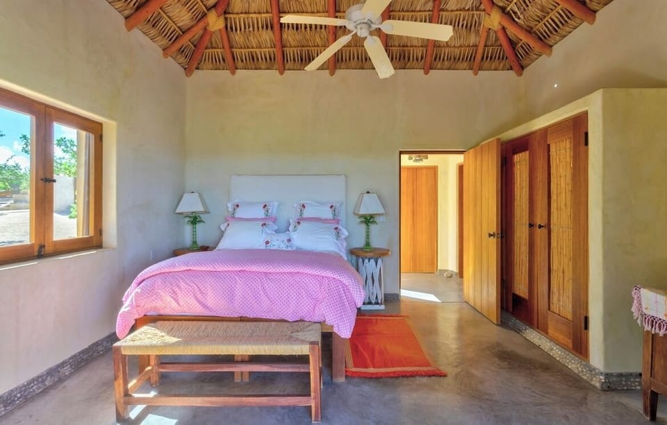 Bedroom in casita. Queen bed 