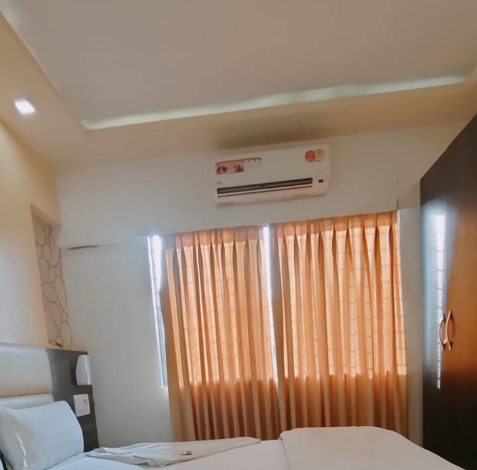 Deluxe Room | 1 bedroom, free WiFi