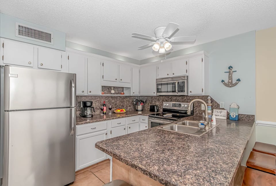 Fully Stocked Kitchen