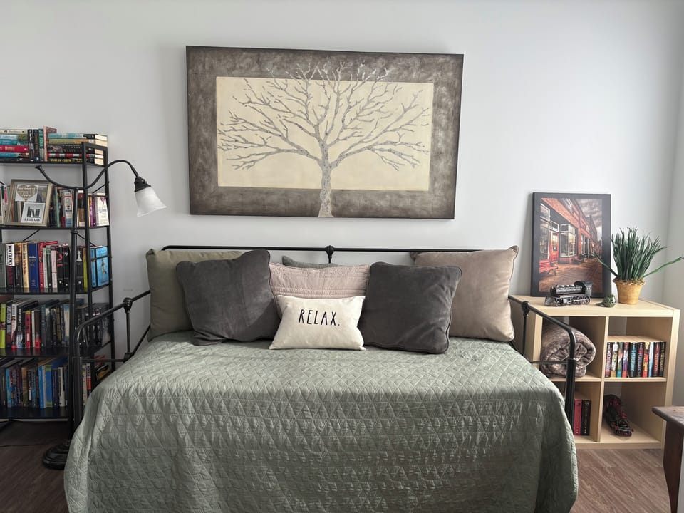 Reading nook with a daybed