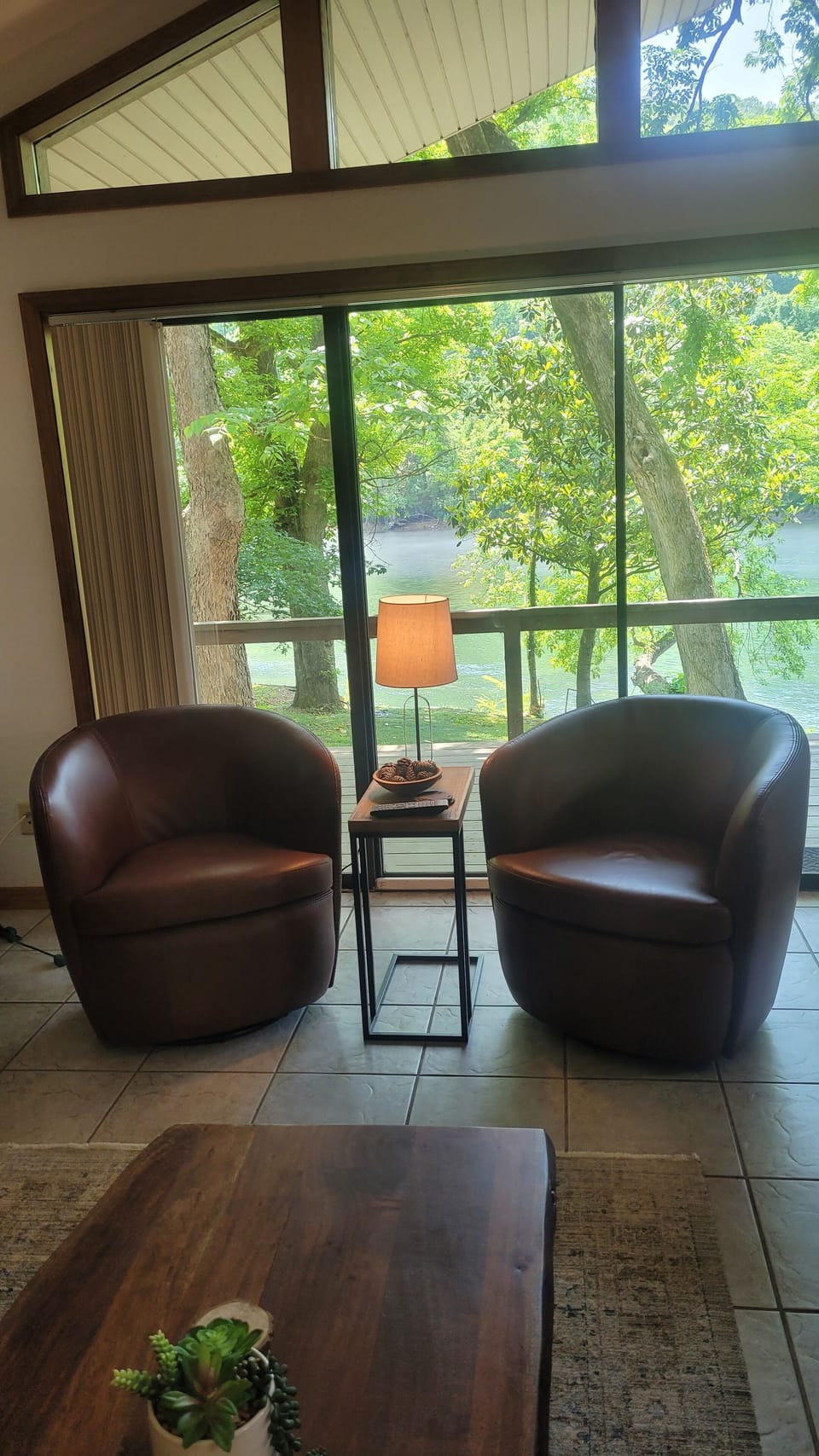 SWIVEL CHAIRS FOR A VIEW OF THE RIVER20240524 130445
