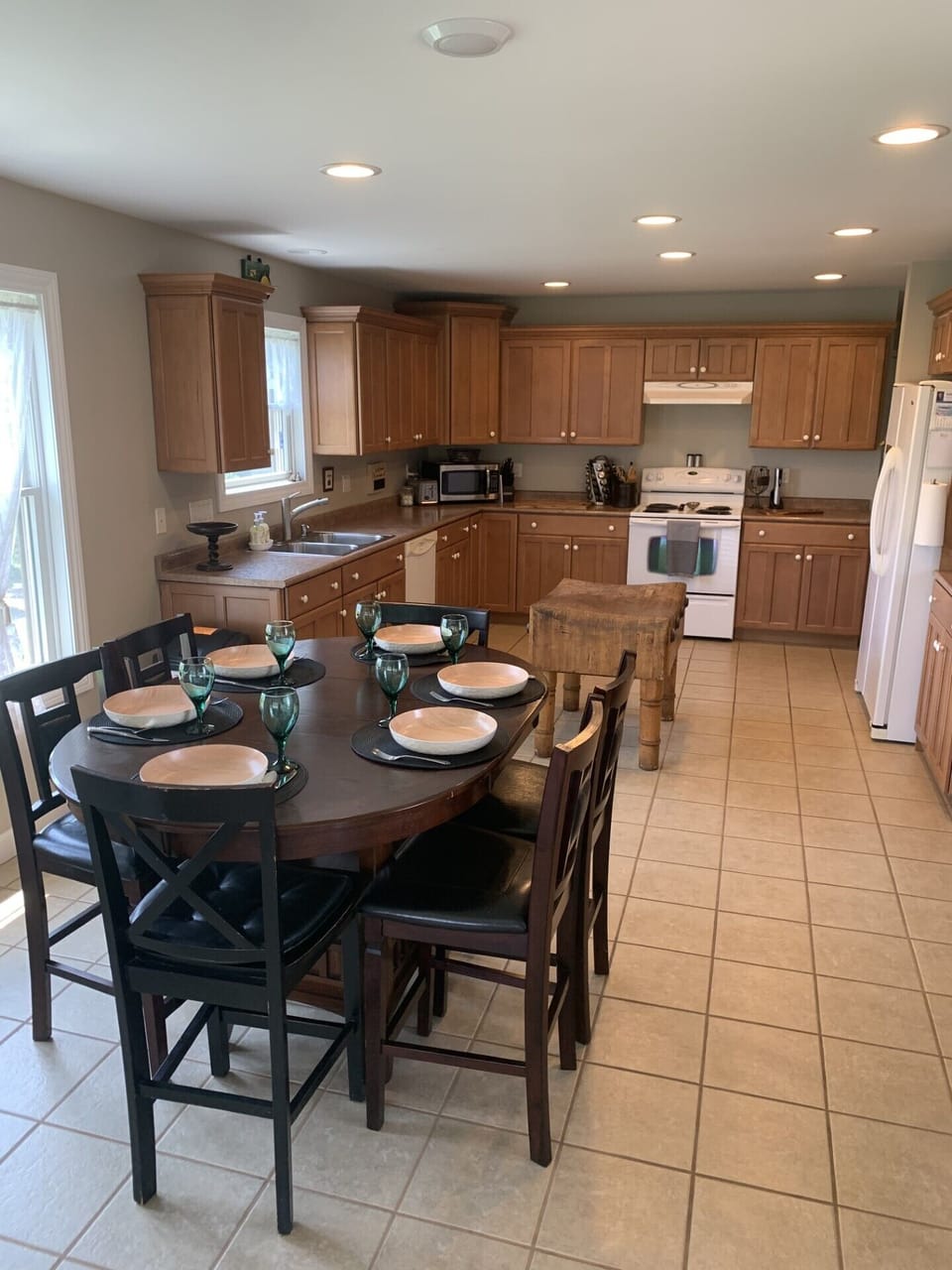 Kitchen, well equipped with extra's.