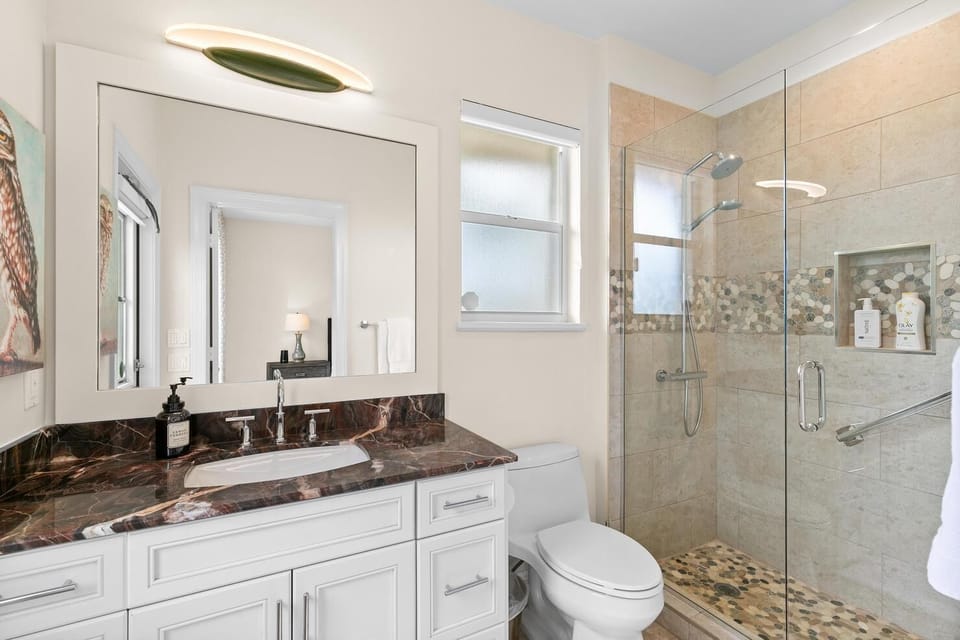 Guest Bathroom 1