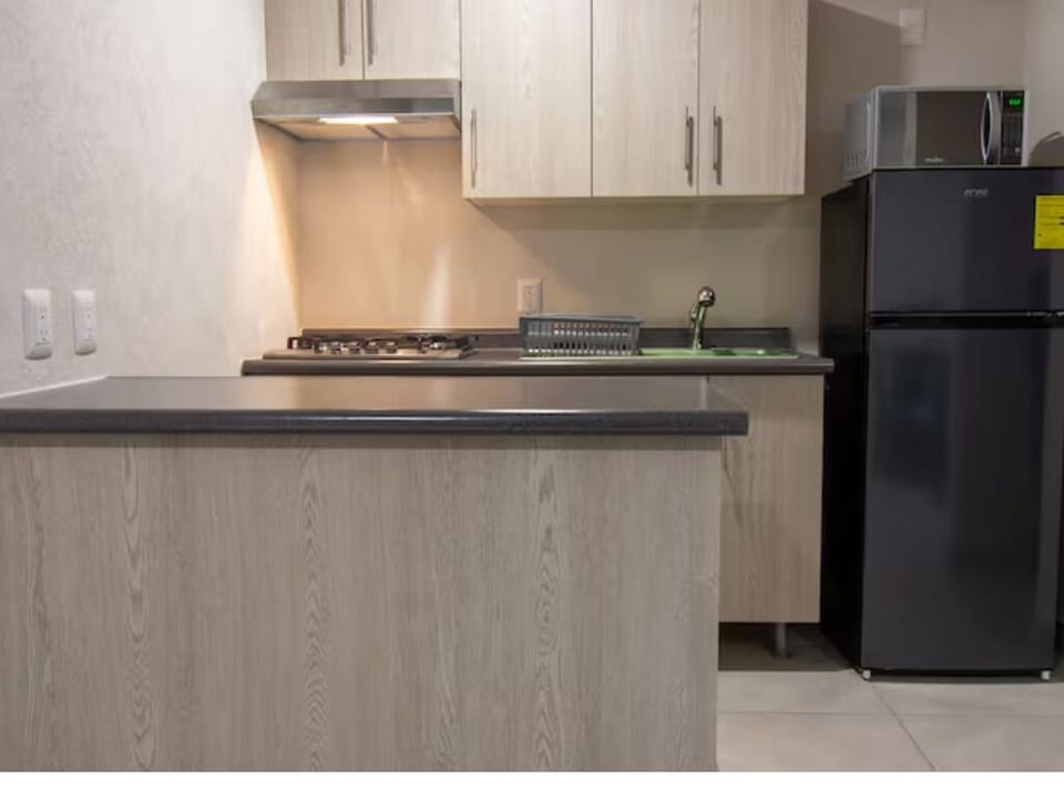 Apartment, 2 Bedrooms, Accessible, Smoking | Interior