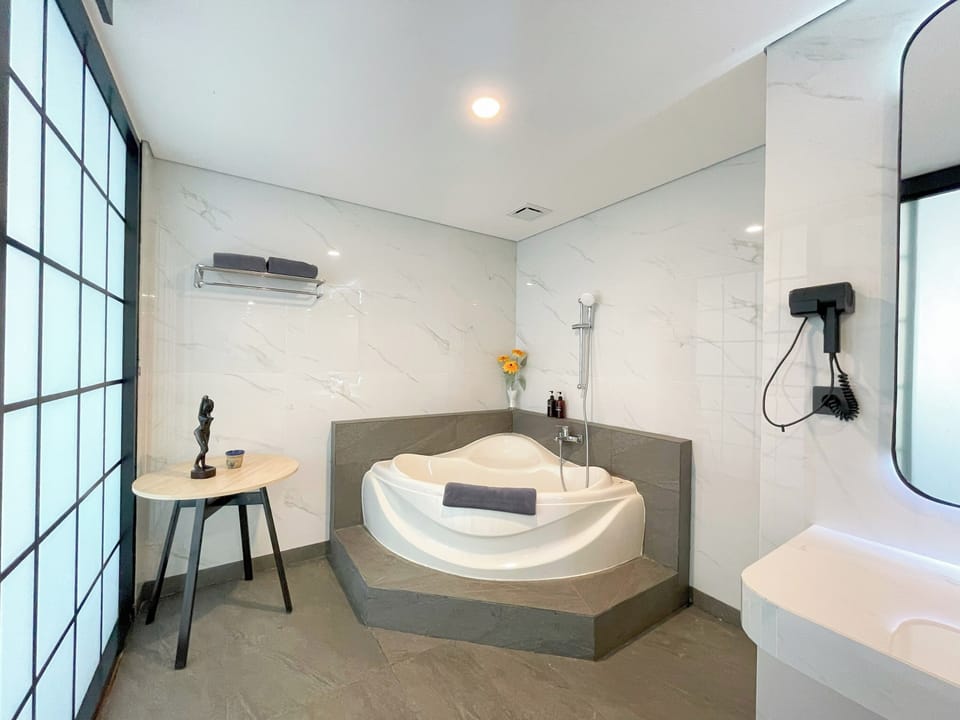 Presidential Suite | Bathroom