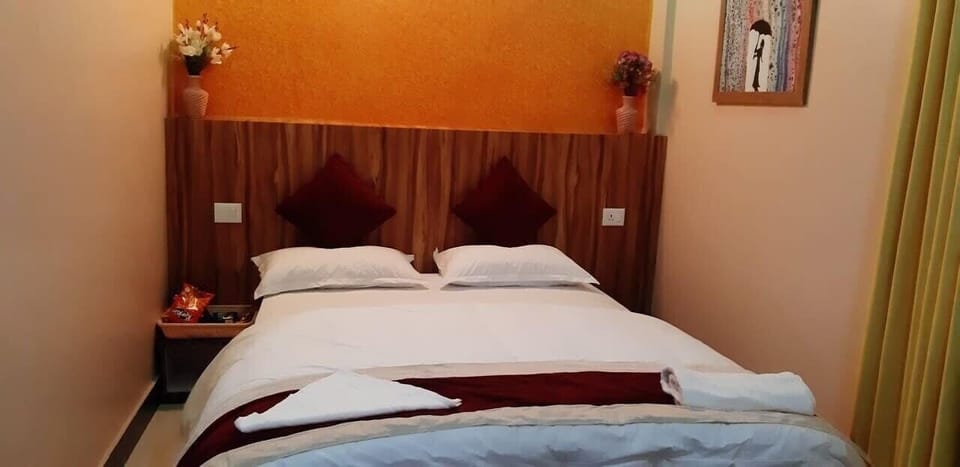 Comfort Apartment | Egyptian cotton sheets, premium bedding, down comforters