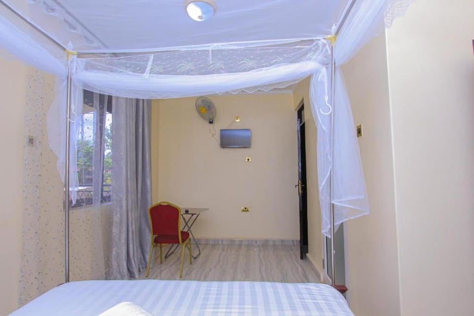 Basic Double Room | Premium bedding, memory foam beds, desk, laptop workspace
