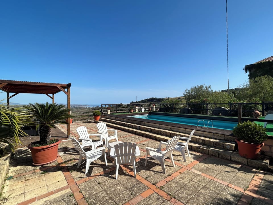 House, 3 Bedrooms, Patio, Garden View | Pool | Outdoor pool