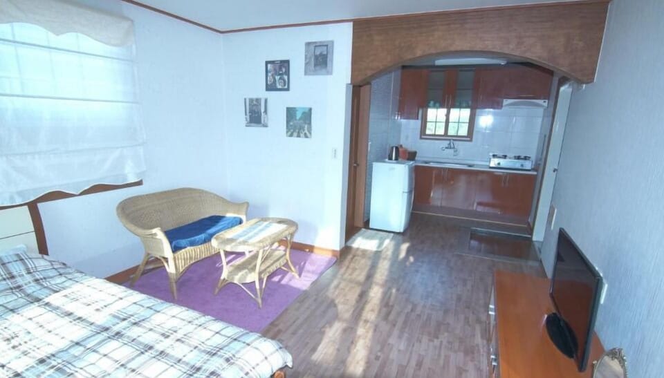 Blackout drapes, free WiFi, bed sheets, wheelchair access