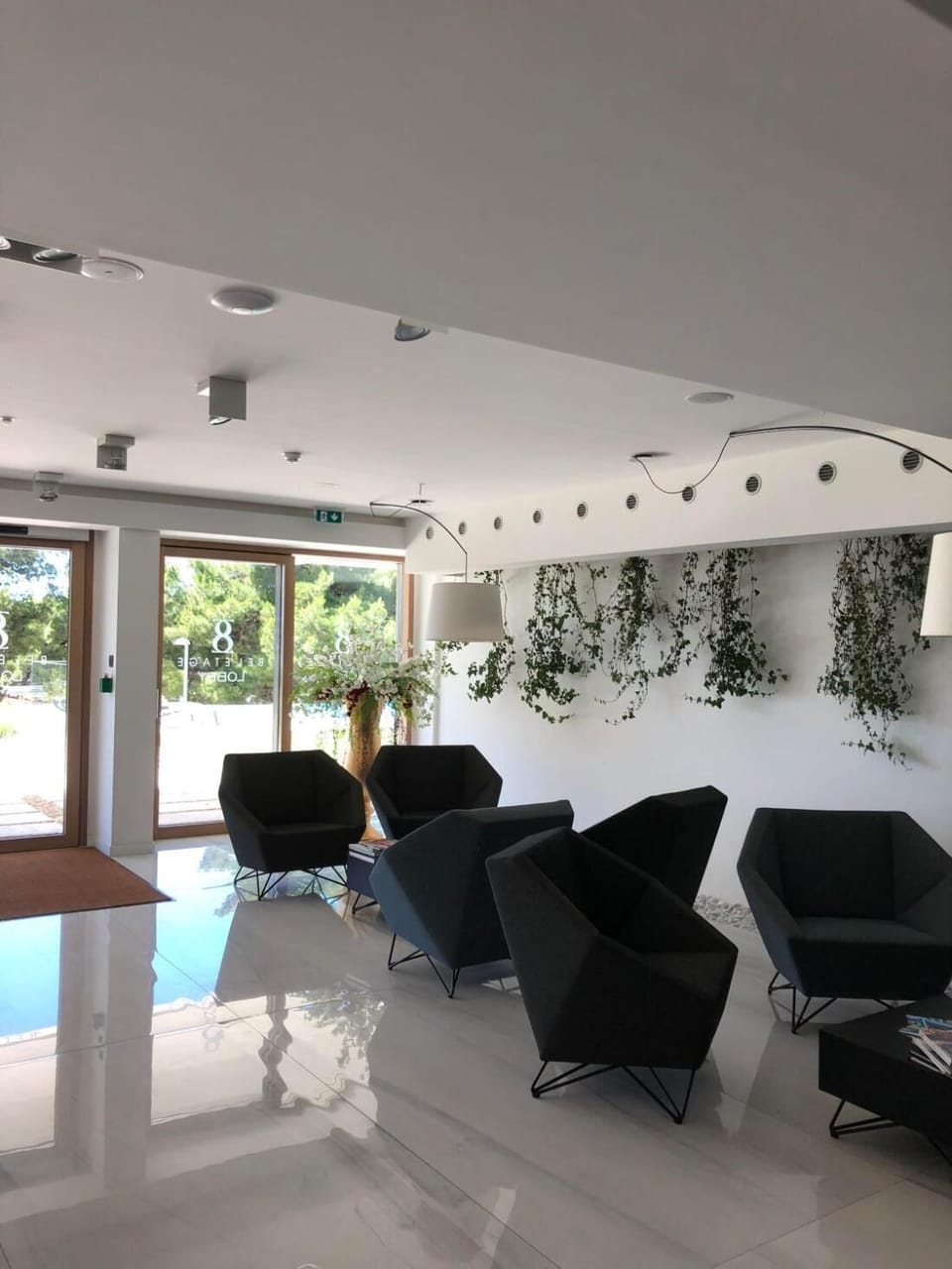 Room, 1 Bedroom, Accessible, Balcony | Living area | Books