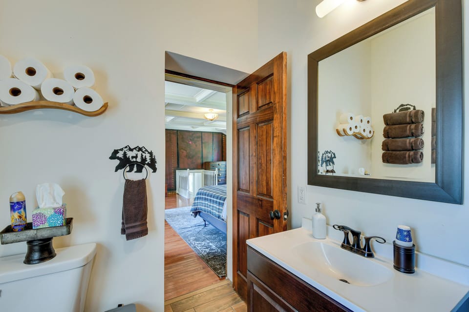Full Bathroom